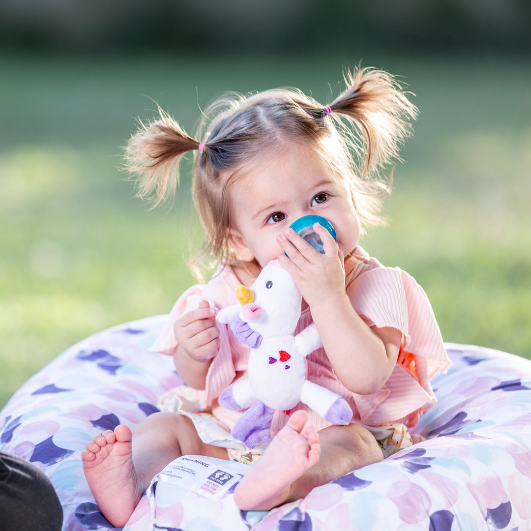 Snuggleez Pacifier and Clip Combo Set